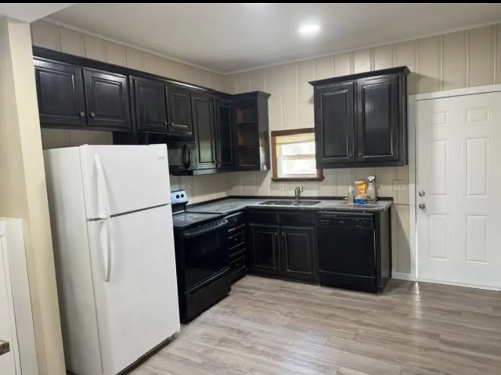 323 E Lloyd Street Krum, TX 76249