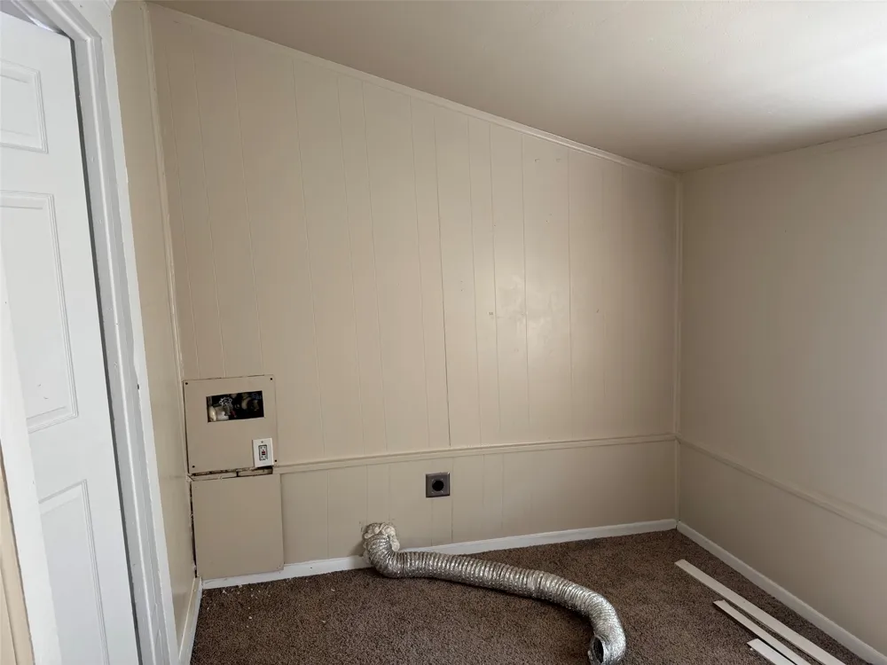 323 E Lloyd Street Krum, TX 76249