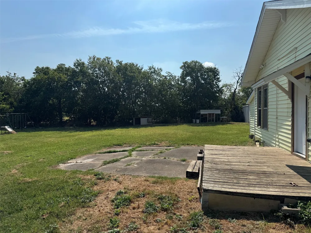 323 E Lloyd Street Krum, TX 76249