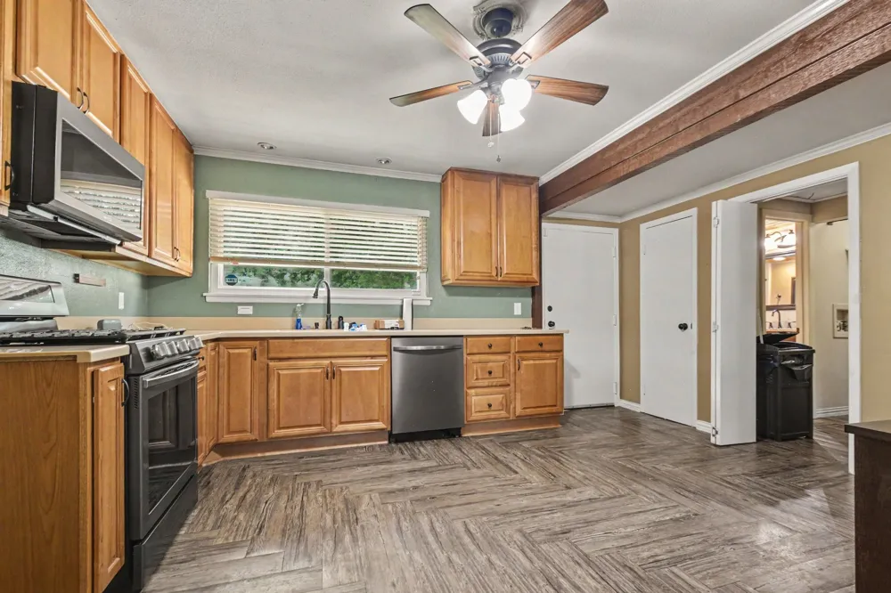 2520 Collingwood Drive Farmers Branch, TX 75234