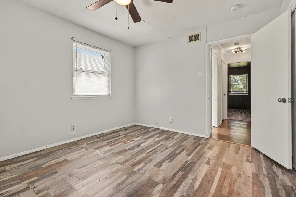 2520 Collingwood Drive Farmers Branch, TX 75234