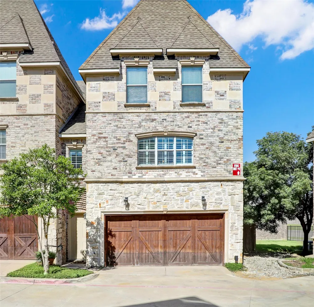 2700 Club Ridge Drive #8 Lewisville, TX 75067