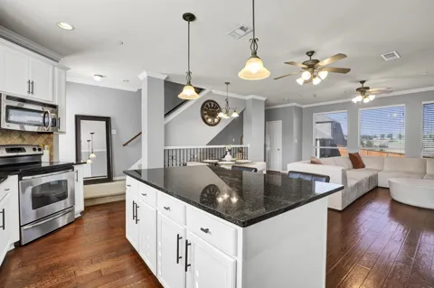 2700 Club Ridge Drive #8