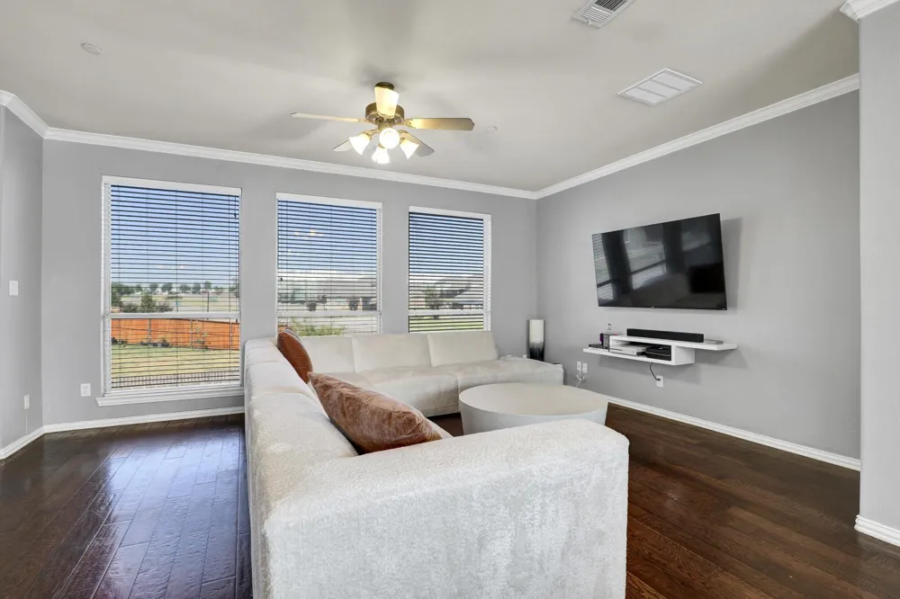 2700 Club Ridge Drive #8 Lewisville, TX 75067