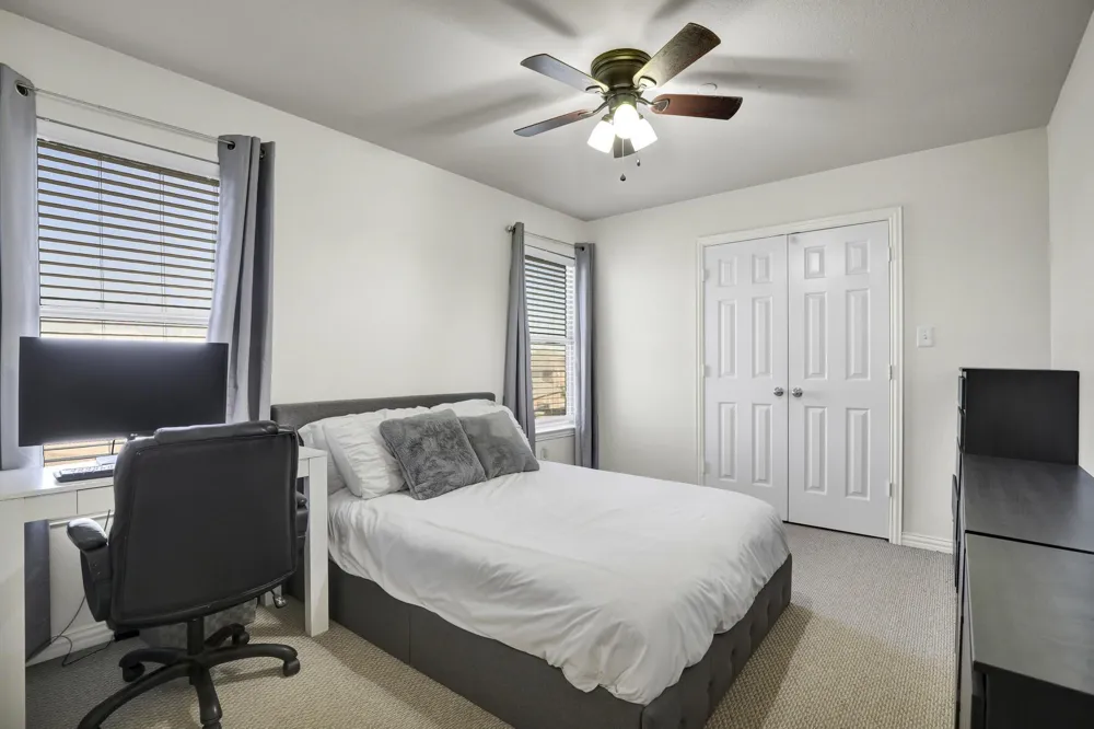 2700 Club Ridge Drive #8 Lewisville, TX 75067