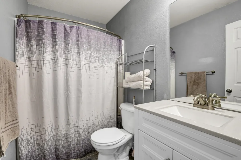 2700 Club Ridge Drive #8 Lewisville, TX 75067