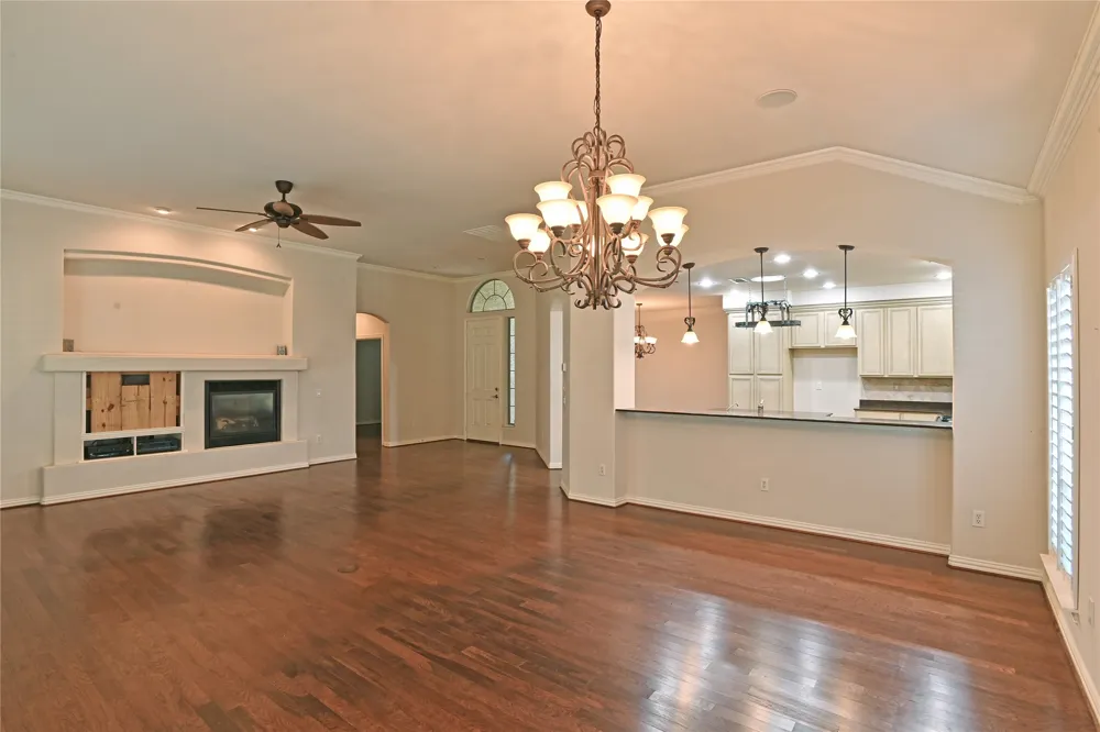 10016 Edmondson Drive Denton, TX 76207