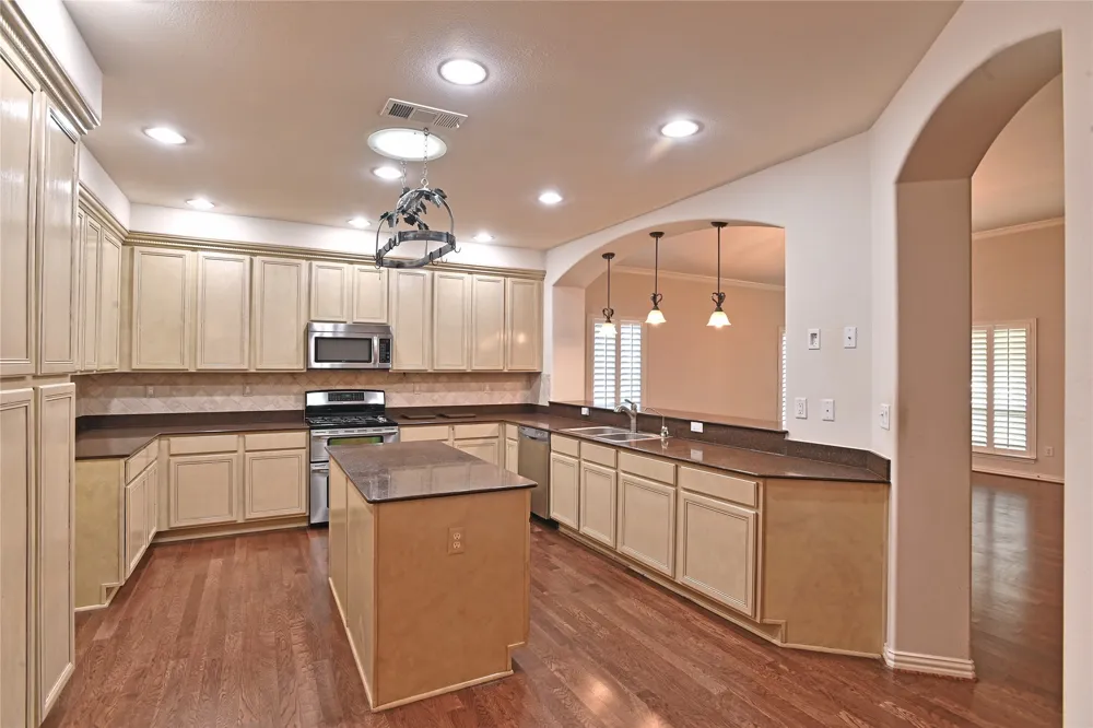 10016 Edmondson Drive Denton, TX 76207