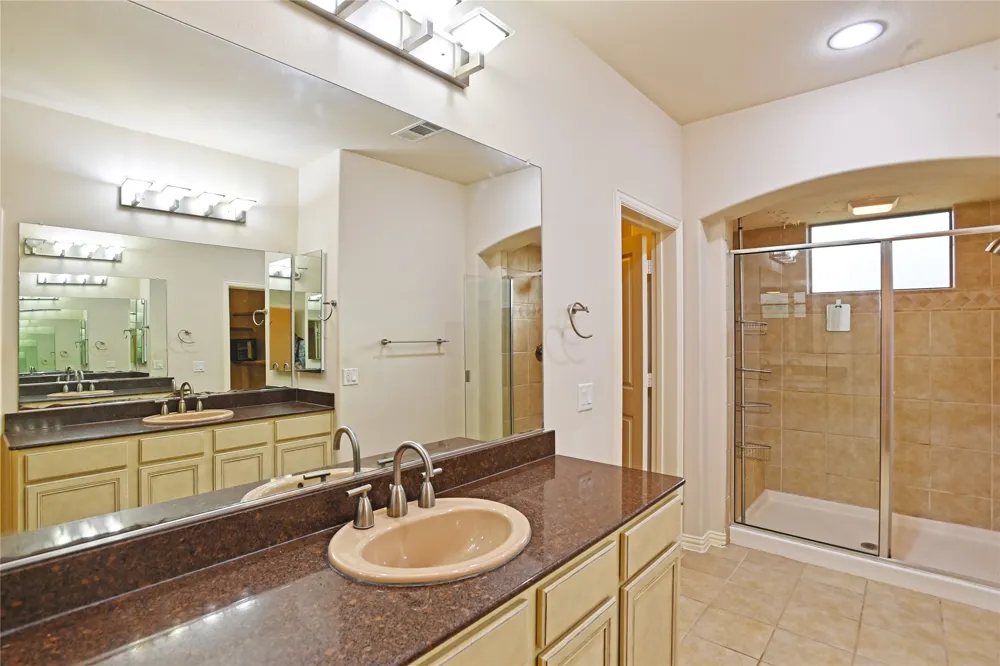 10016 Edmondson Drive Denton, TX 76207
