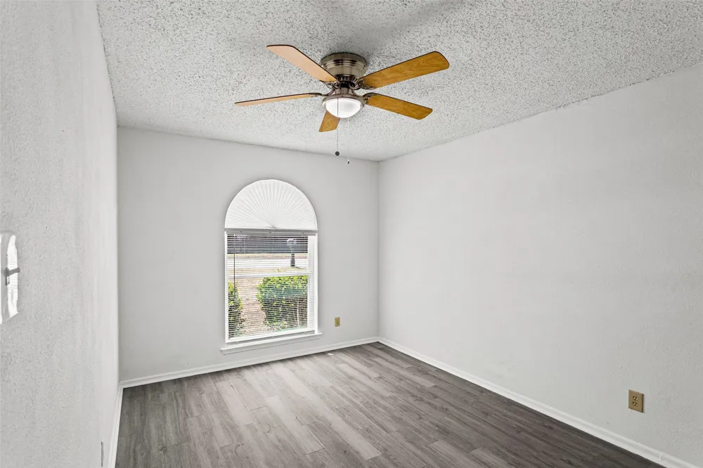 529 Georgetown Drive Everman, TX 76140