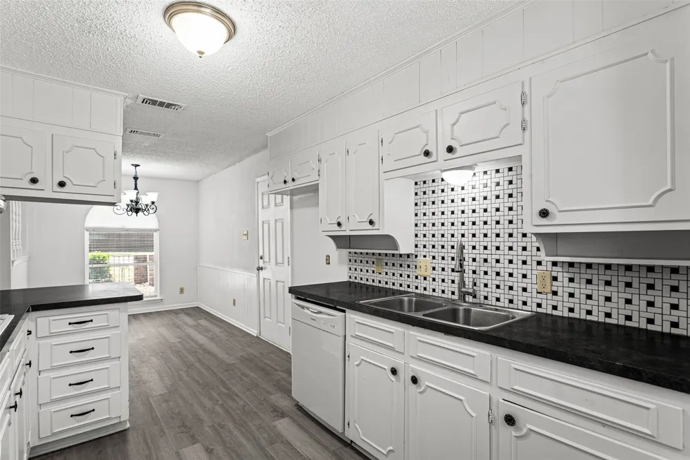 529 Georgetown Drive Everman, TX 76140