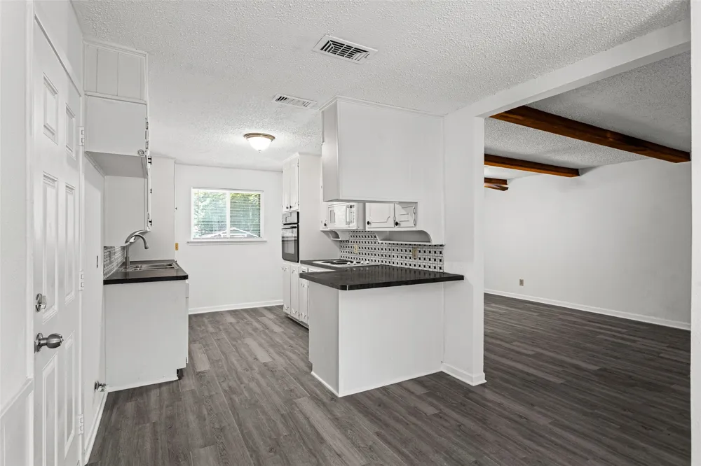 529 Georgetown Drive Everman, TX 76140