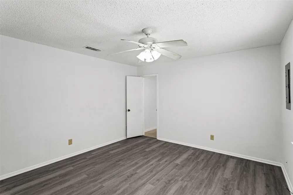 529 Georgetown Drive Everman, TX 76140