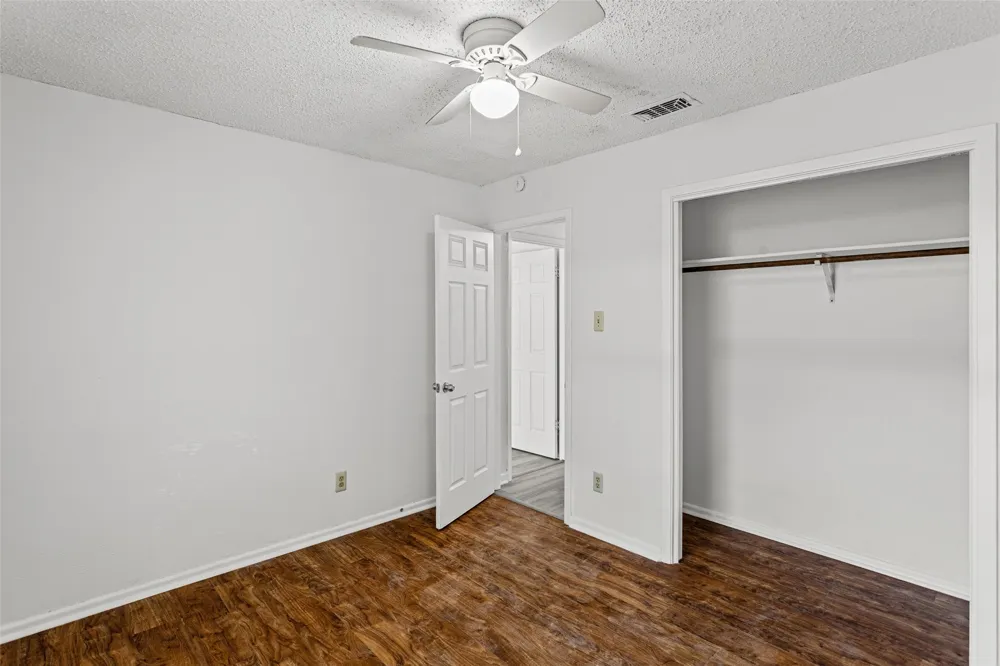 529 Georgetown Drive Everman, TX 76140