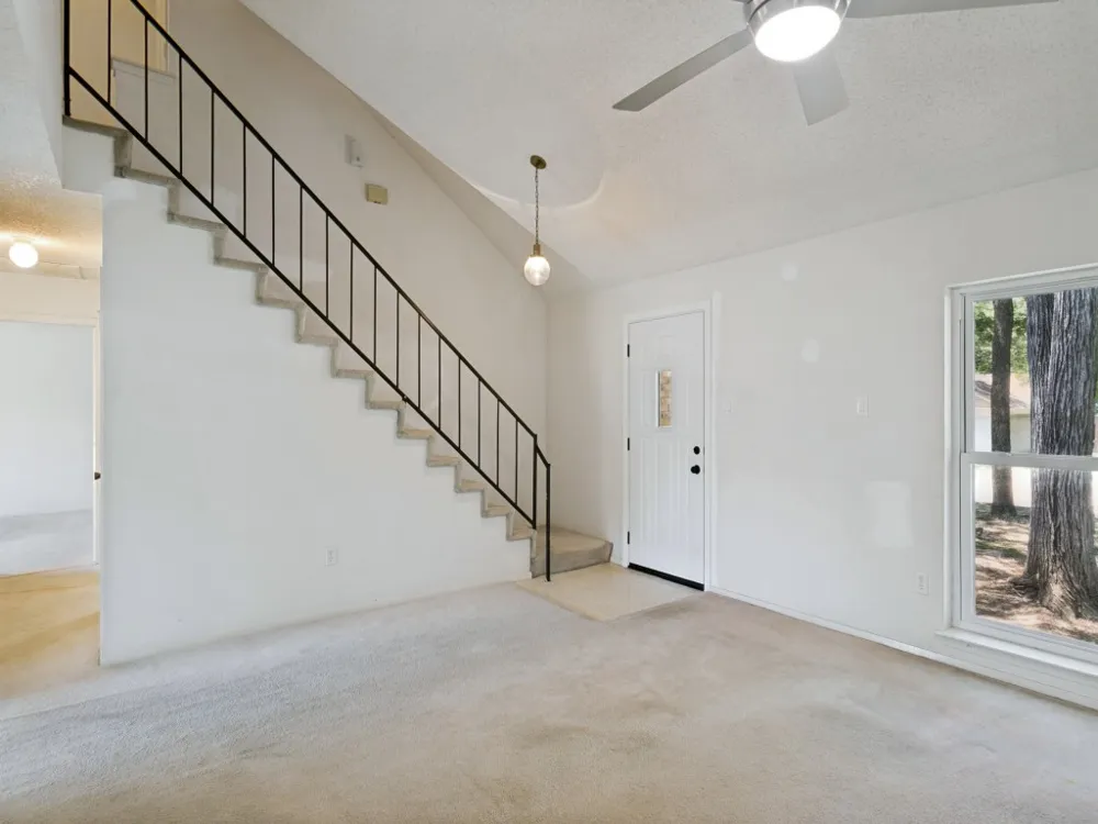 1706 Acorn Drive Euless, TX 76039