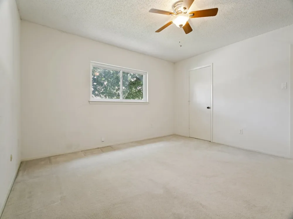 1706 Acorn Drive Euless, TX 76039
