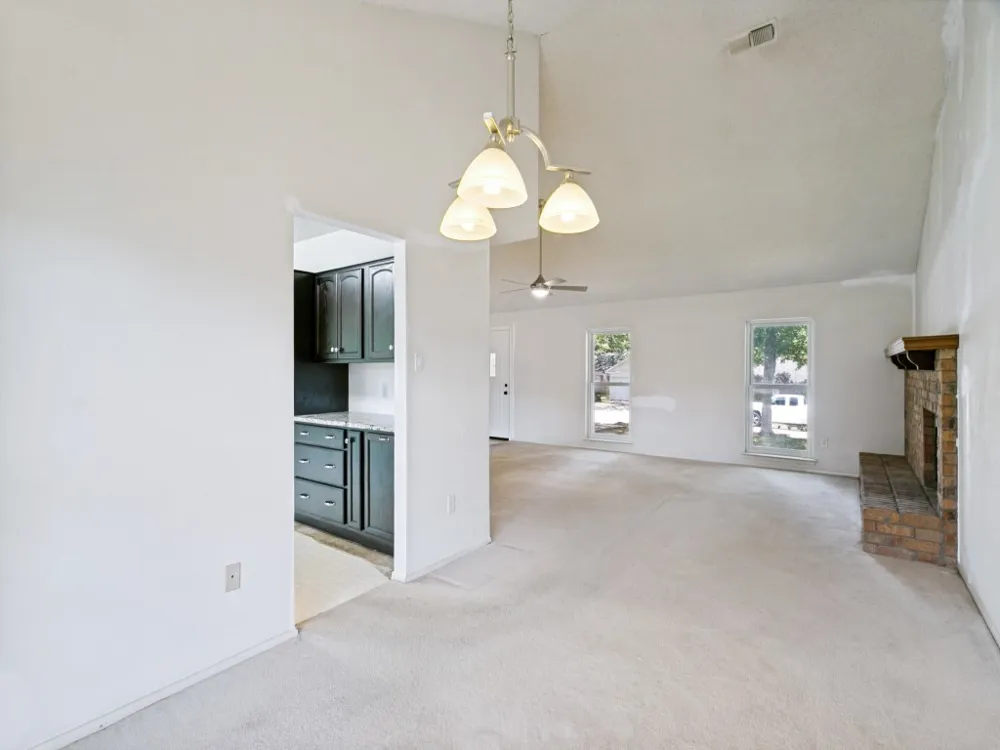 1706 Acorn Drive Euless, TX 76039
