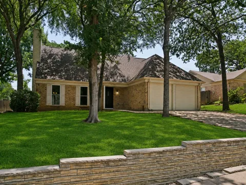 1706 Acorn Drive