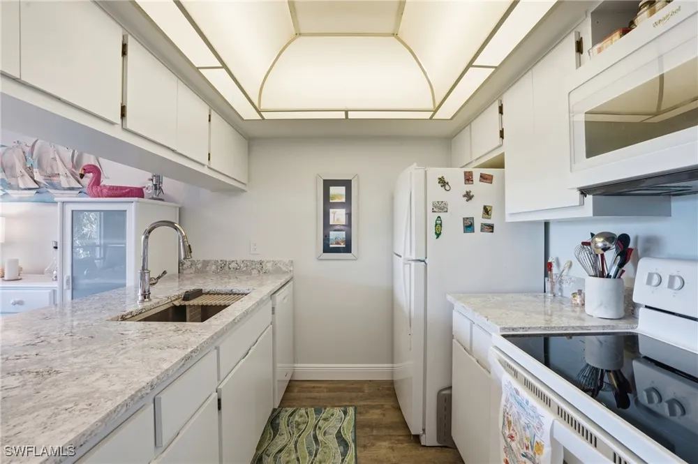 Beach Road #101 Sanibel, FL 33957