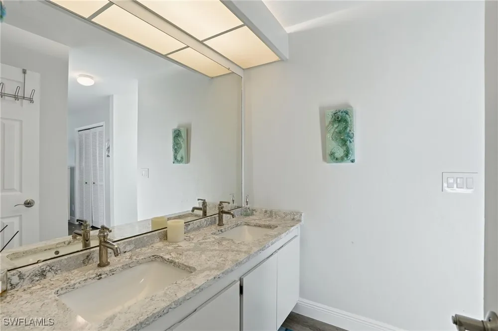 Beach Road #101 Sanibel, FL 33957