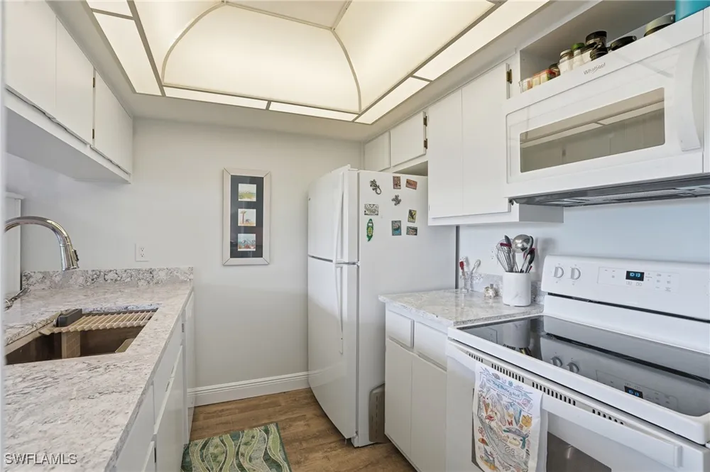 Beach Road #101 Sanibel, FL 33957