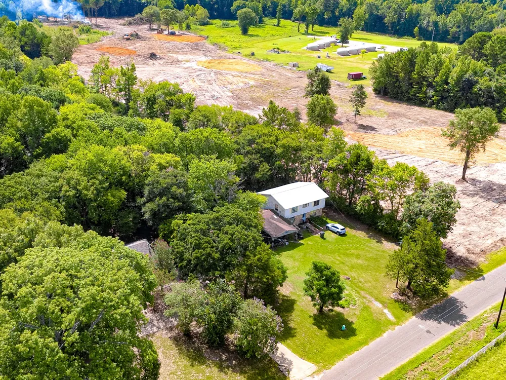 10375 County Road 338 Lindale, TX 75771
