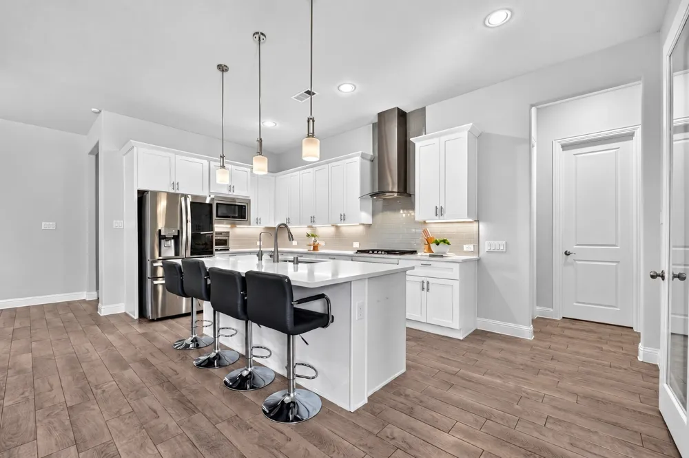 12728 Royal Oaks Lane Farmers Branch, TX 75234