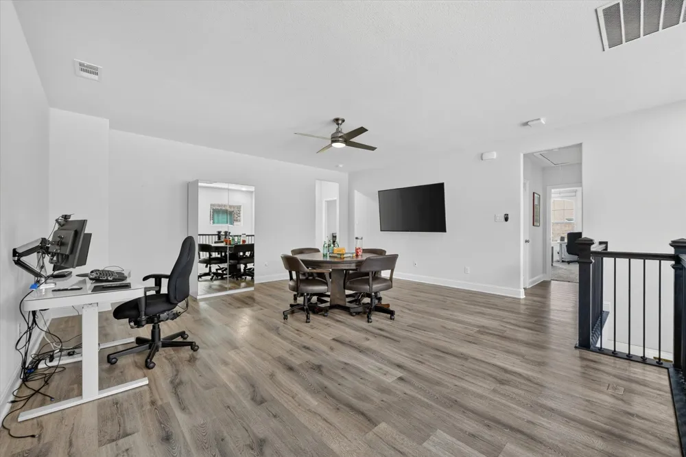 12728 Royal Oaks Lane Farmers Branch, TX 75234