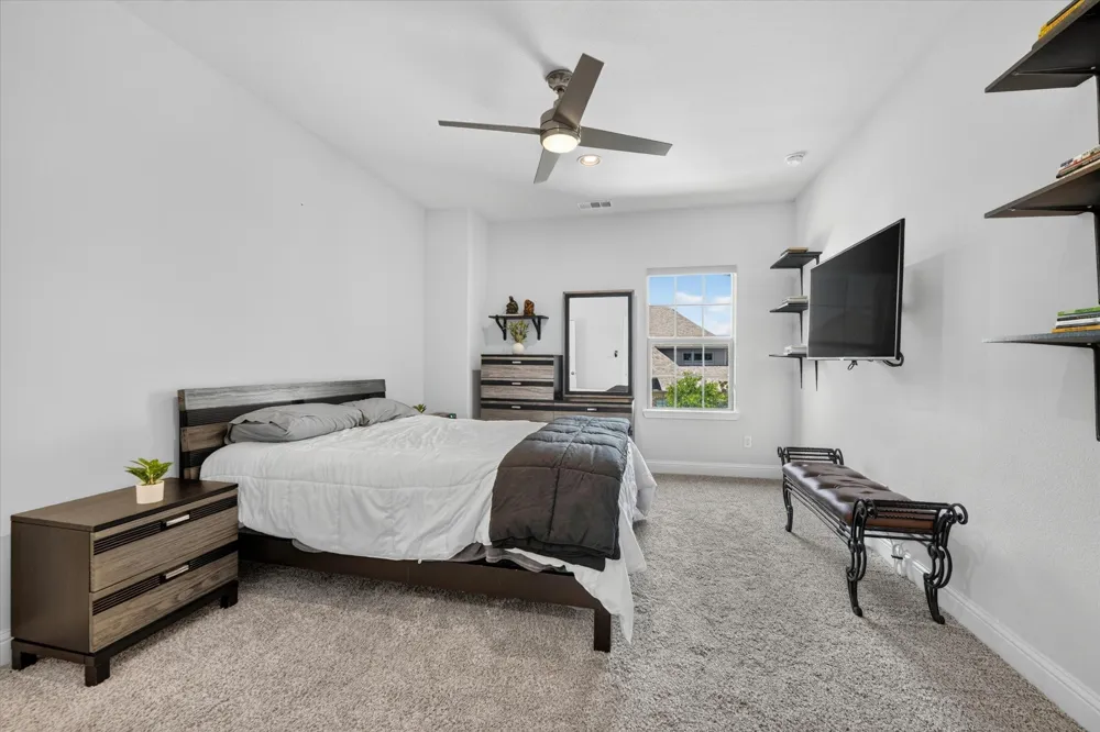 12728 Royal Oaks Lane Farmers Branch, TX 75234