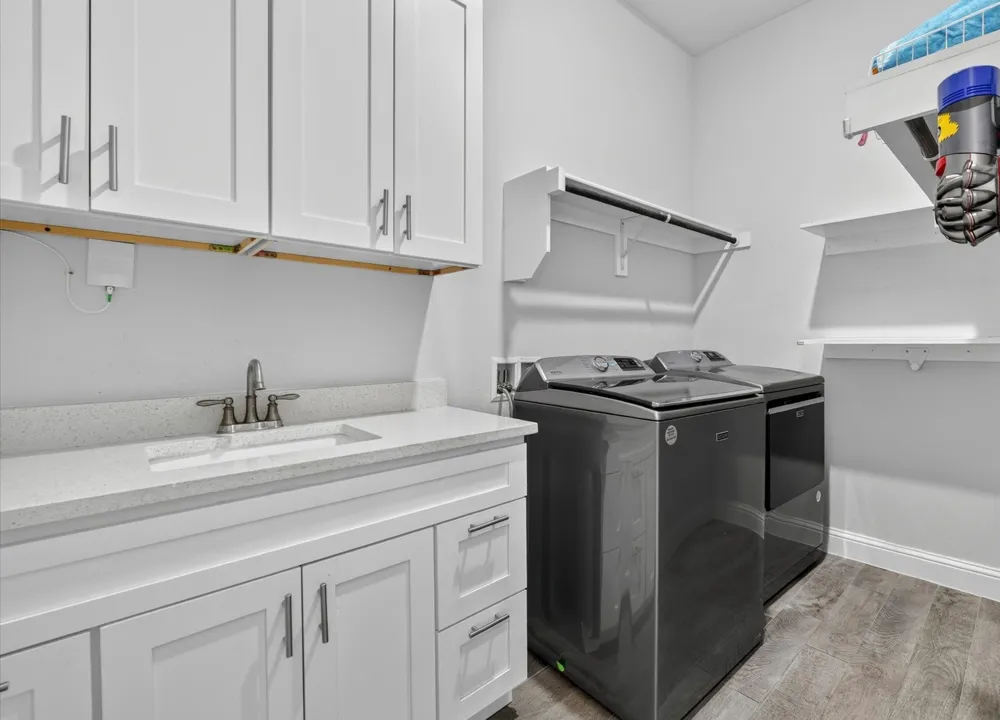 12728 Royal Oaks Lane Farmers Branch, TX 75234