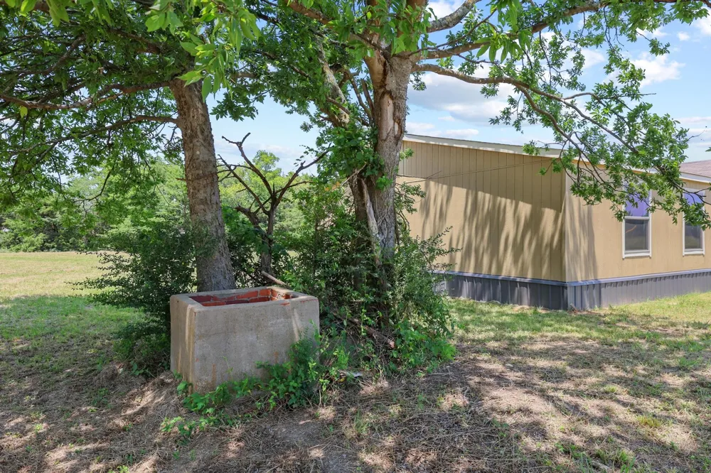 225 Hemby Way Bonham, TX 75418
