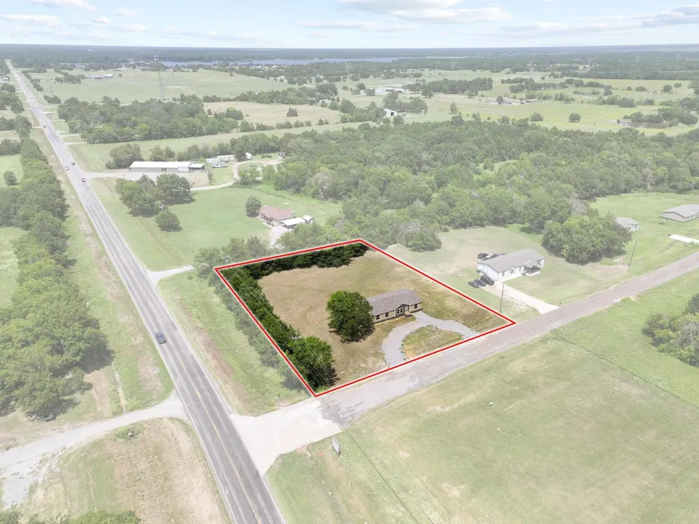 225 Hemby Way Bonham, TX 75418