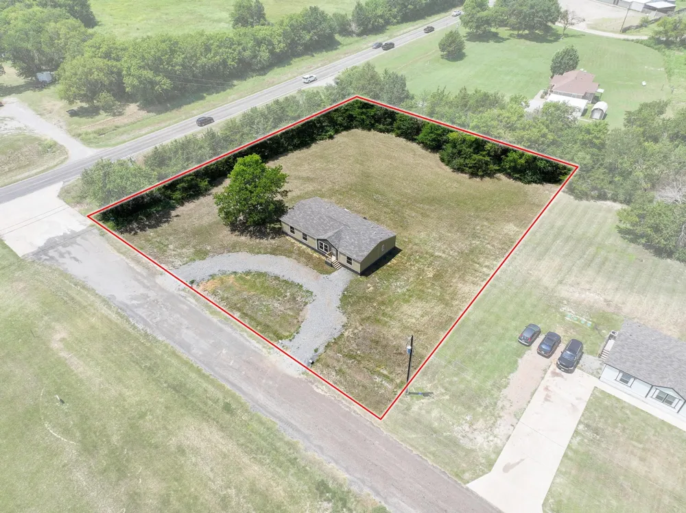 225 Hemby Way Bonham, TX 75418