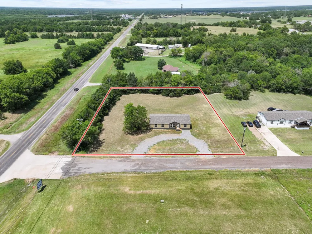 225 Hemby Way Bonham, TX 75418