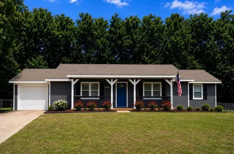 6623 Autumn Leaf Drive