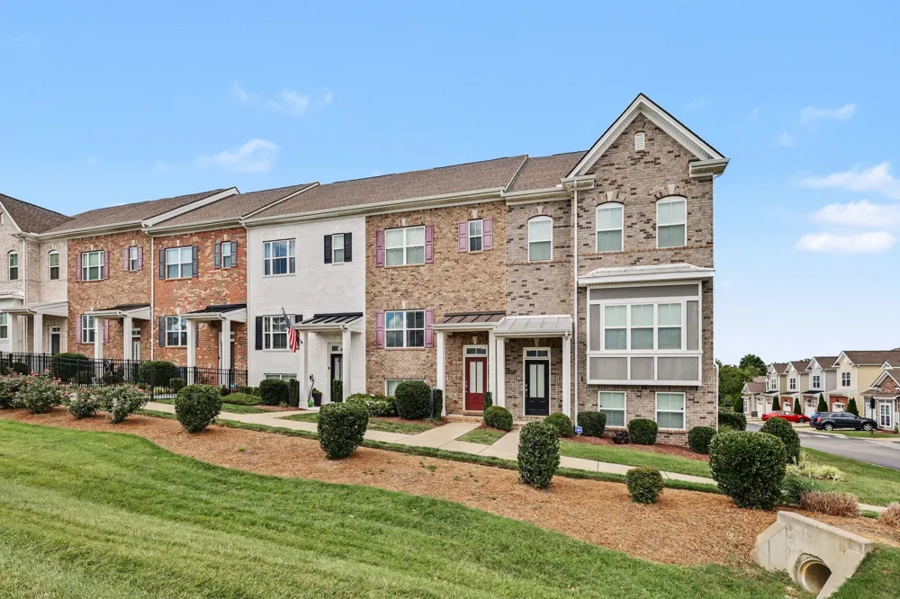 296 Kinsale Dr Spring Hill, TN 37174