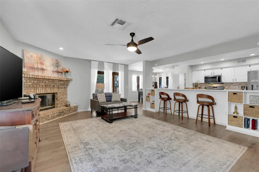 305 FORREST CREST COURT Ocoee, FL 34761