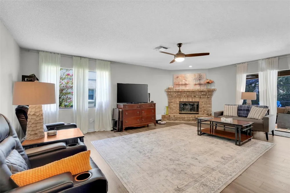 305 FORREST CREST COURT Ocoee, FL 34761