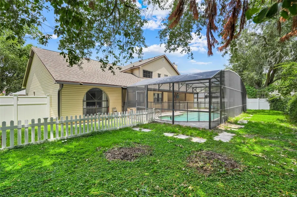 305 FORREST CREST COURT Ocoee, FL 34761