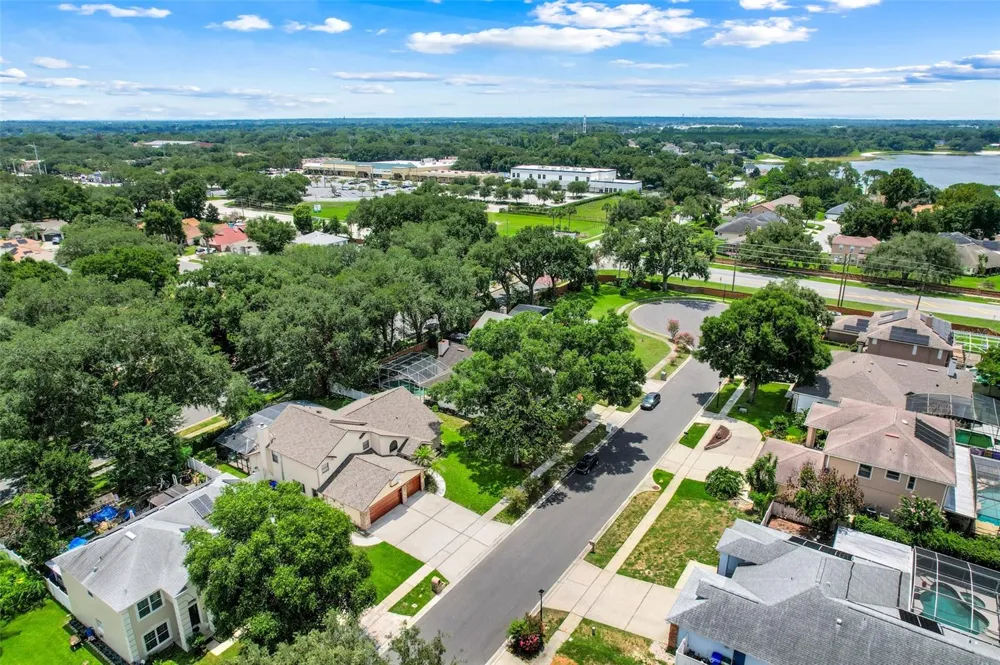 305 FORREST CREST COURT Ocoee, FL 34761
