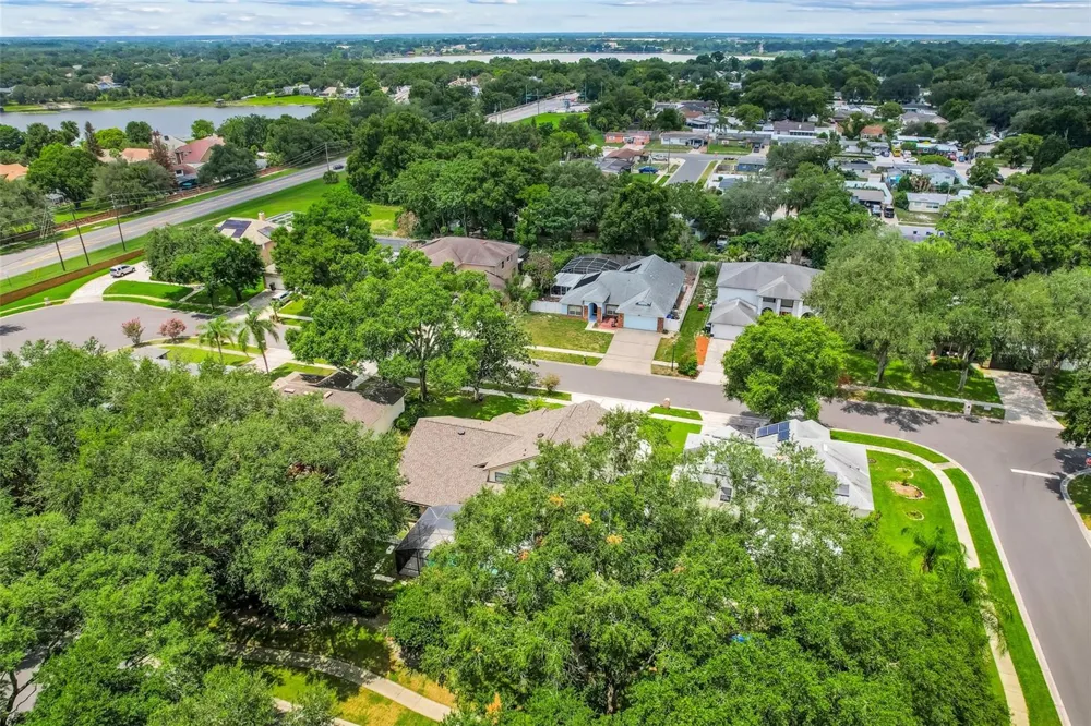 305 FORREST CREST COURT Ocoee, FL 34761
