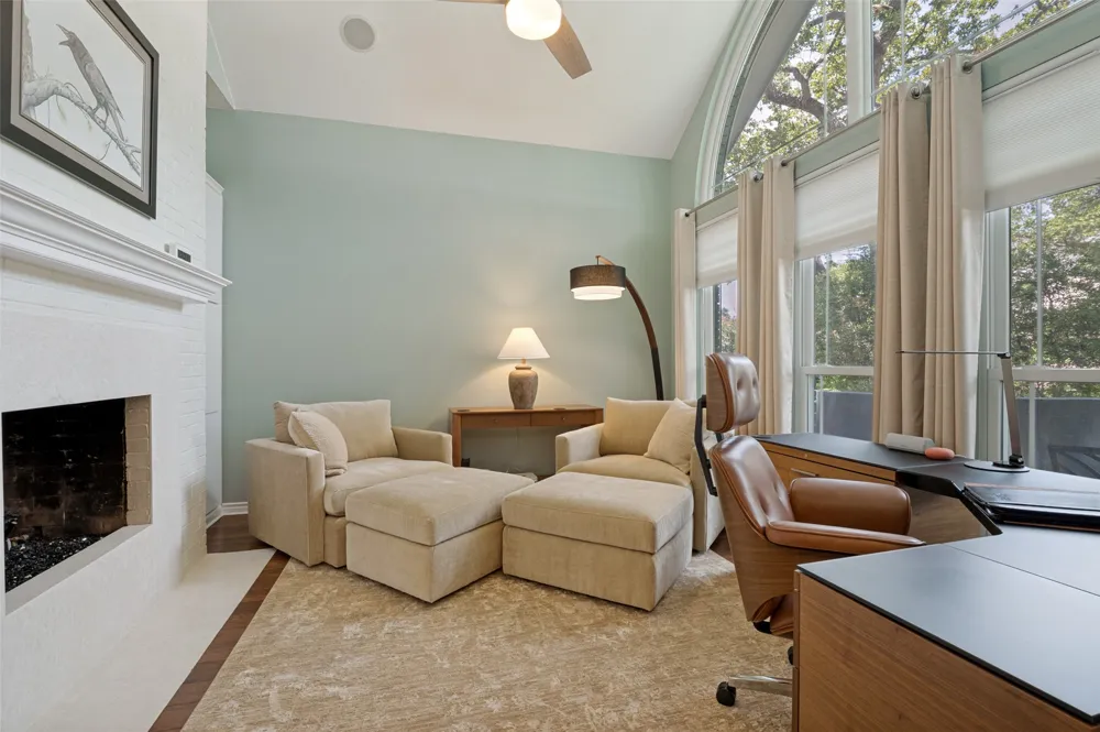 2708 Monarch Drive Arlington, TX 76006
