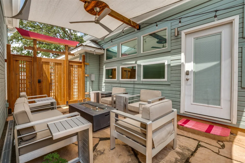2708 Monarch Drive Arlington, TX 76006