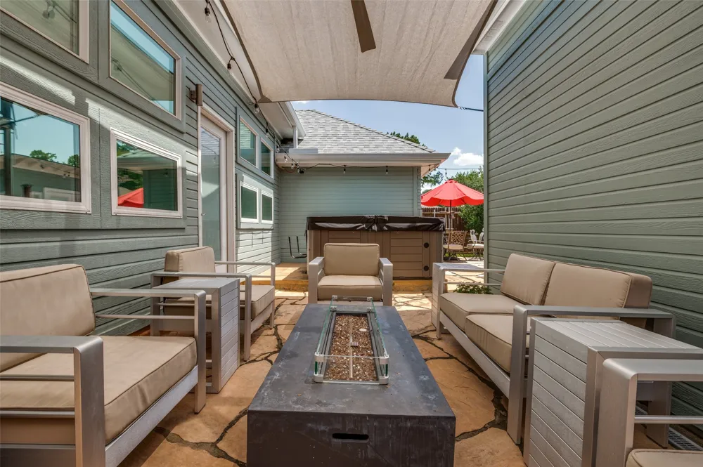 2708 Monarch Drive Arlington, TX 76006