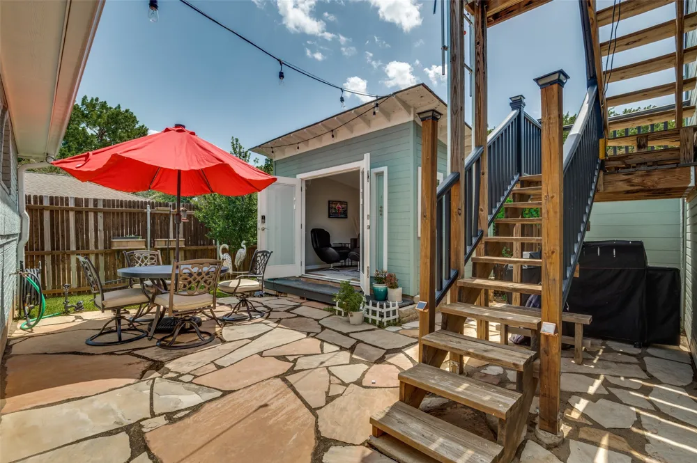 2708 Monarch Drive Arlington, TX 76006