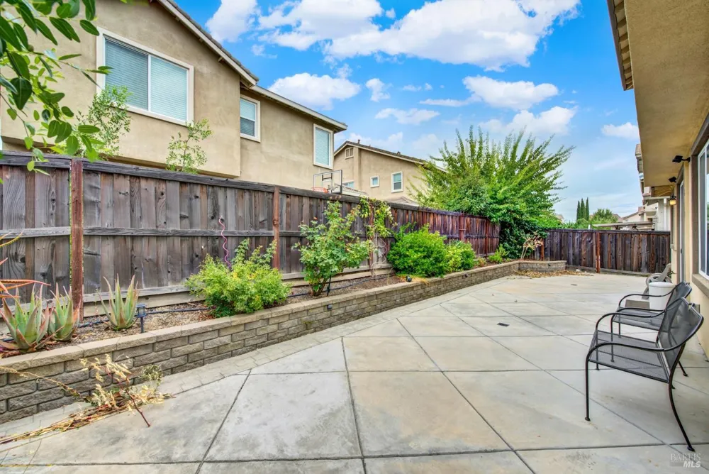 1000 Carlisle Court Vacaville, CA 95688