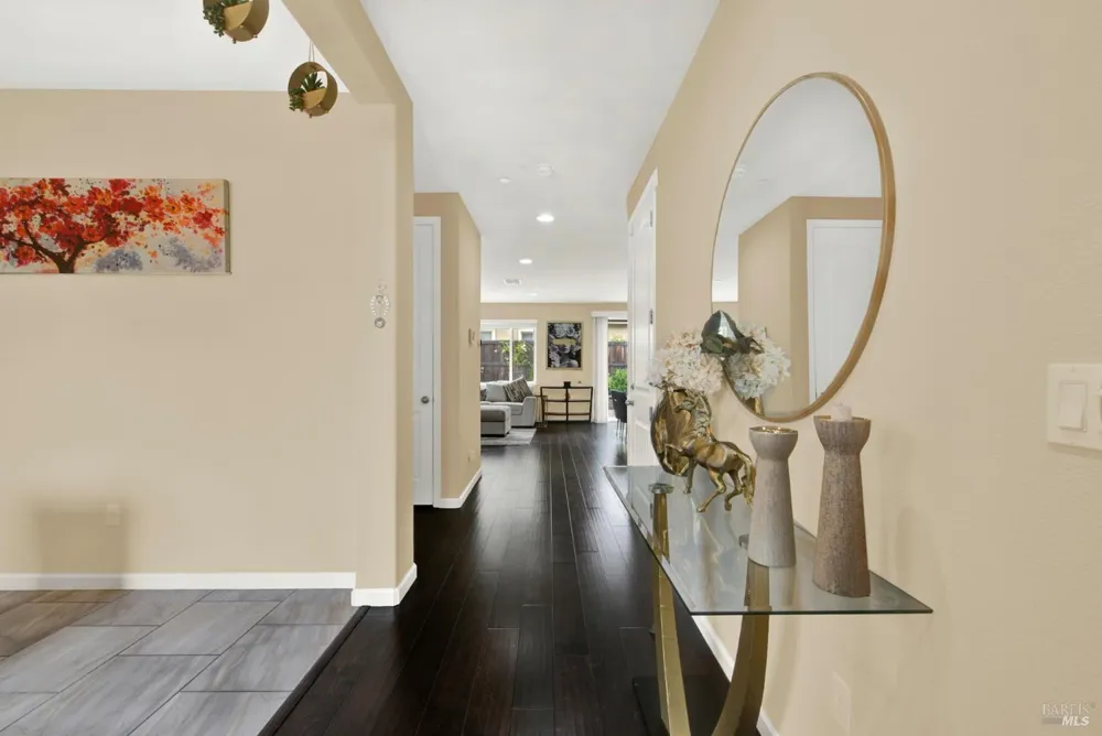1000 Carlisle Court Vacaville, CA 95688