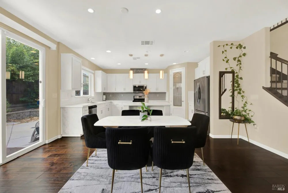 1000 Carlisle Court Vacaville, CA 95688
