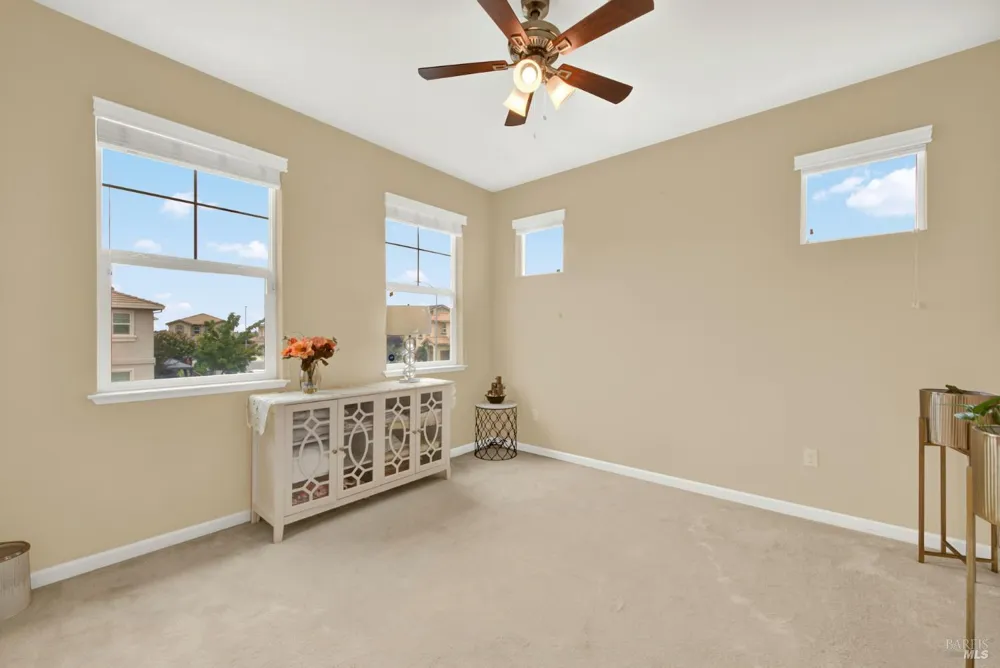 1000 Carlisle Court Vacaville, CA 95688