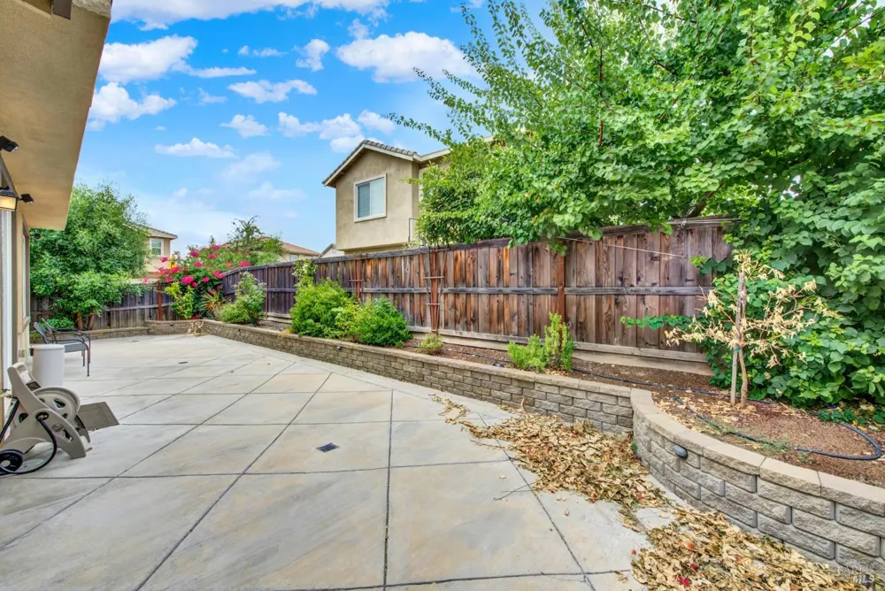 1000 Carlisle Court Vacaville, CA 95688